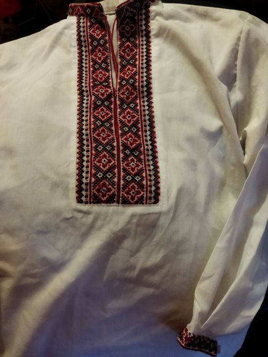 Різні вишиванки від 6 до 12 років