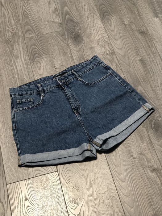 Шорти жіночі, стан ідеальний.