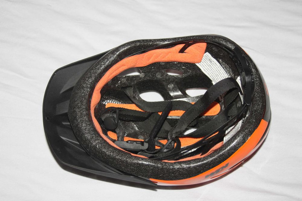 KTM FACTORY YOUTH  kask rowerowy 51-56cm /260g/
