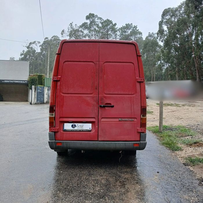 Mercedes-Benz Sprinter 2900 cc 122 cv de 1997 – Peças Usadas (10067)