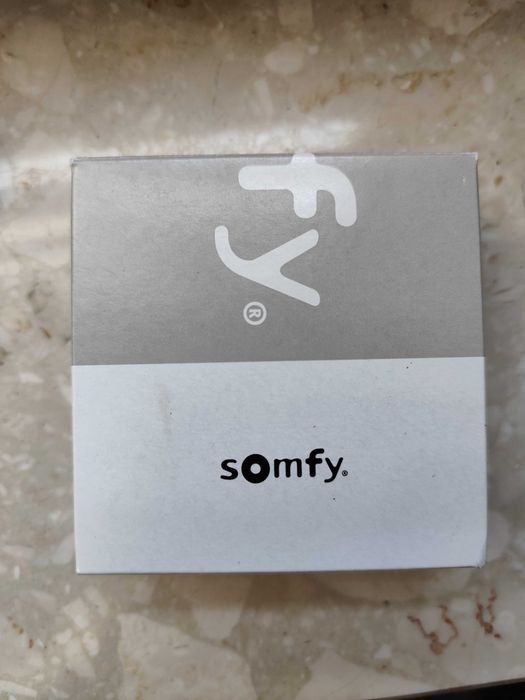 Somfy Smoove Origin IO Pilot ścienny do rolet