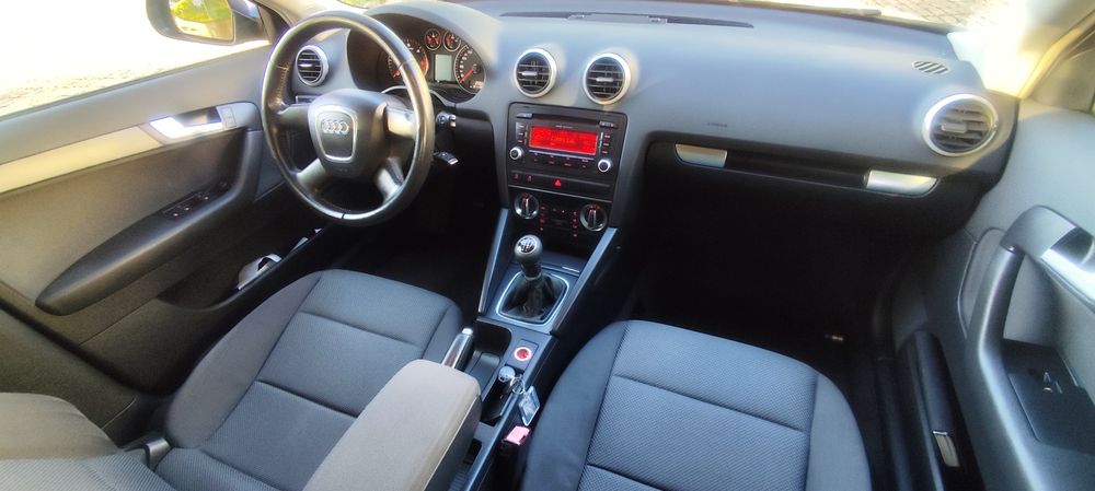 Audi A3 Sportback 1.6 Tdi Financiamento garantido