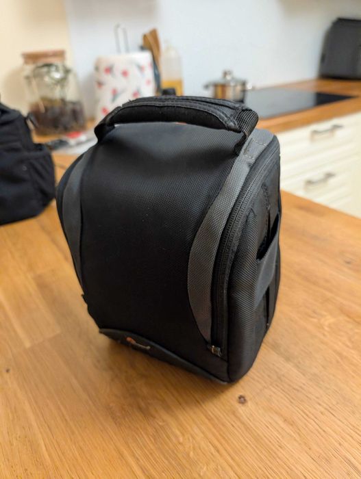 Torba fotograficzna LowePro APEX 120 AW