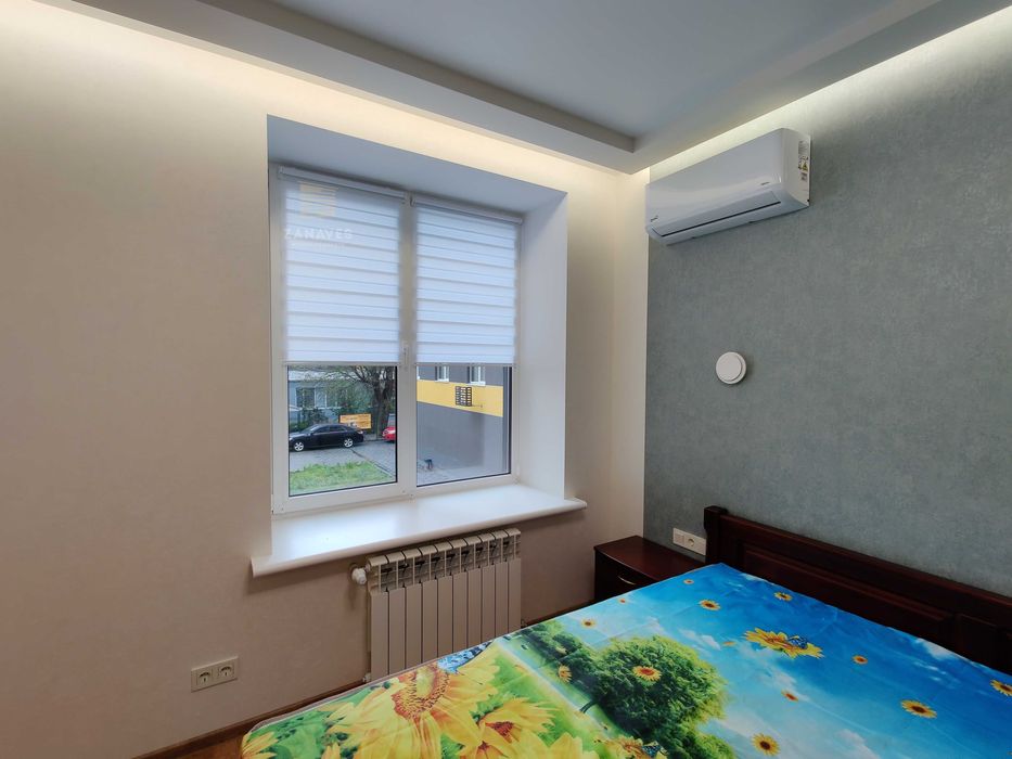 Жалюзи день ночь, ролеты, рулонні римські штори, тканинні ролети