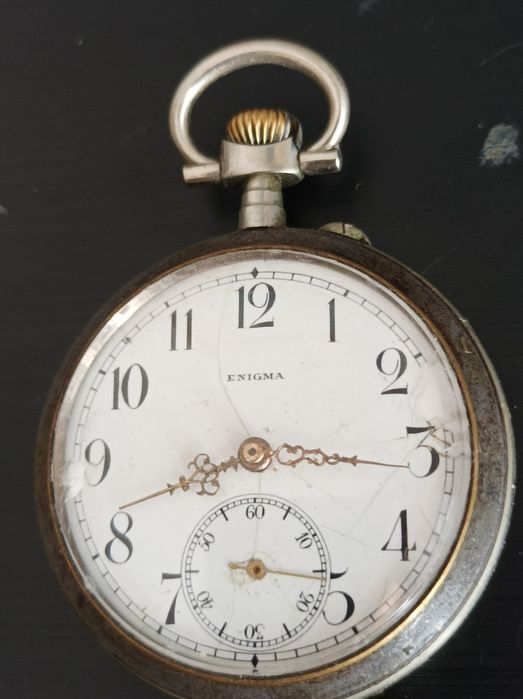 Relogio Antigo " Enigma"