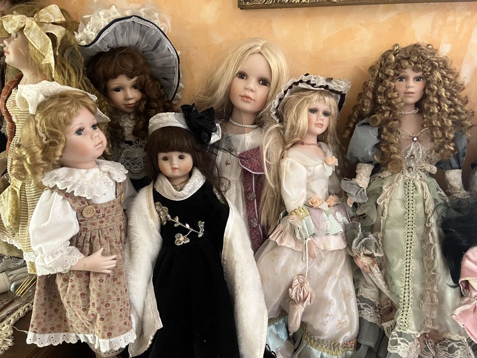 Фарфорові ляльки
