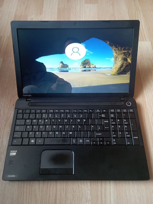 Laptop toshiba 2.0ghz/500gb / 15 cali windows 10 gotowy do pracy