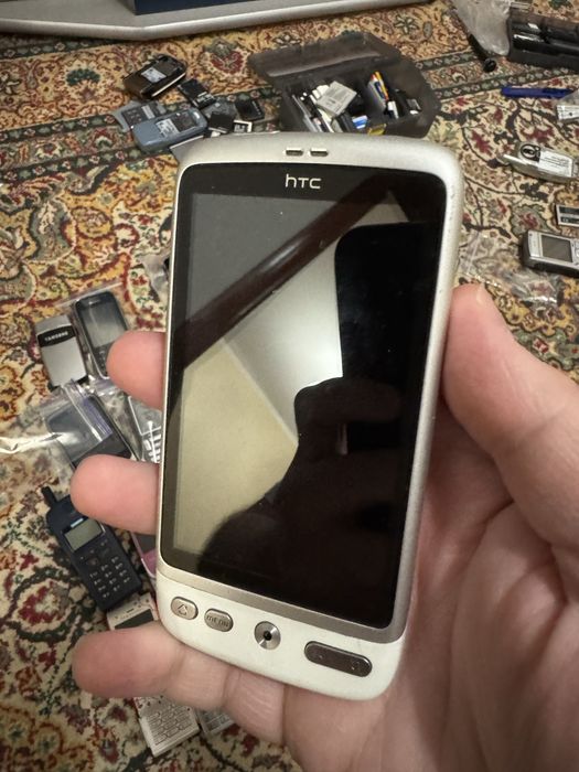 Лот Мобільних телефонів з Власної Колекції