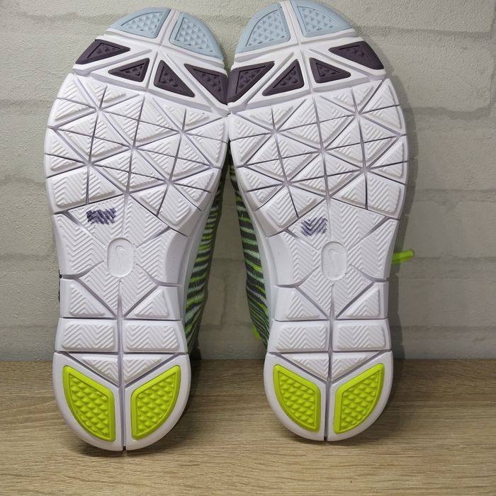 Кросівки Nike  free  5.0
