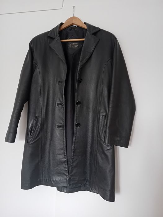 Vendo casaco usado ,mas em bom estado ,pele genuína