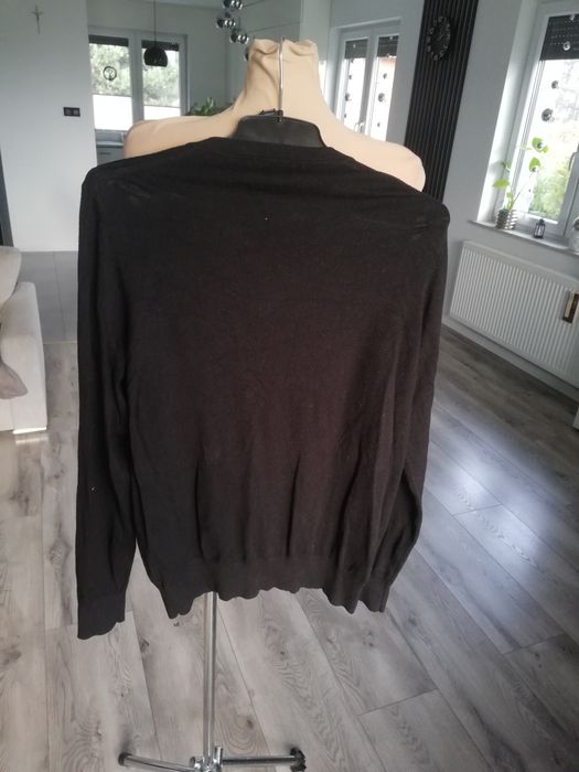 R. XL Zara czarny sweterek kardigan męski dekold w serek