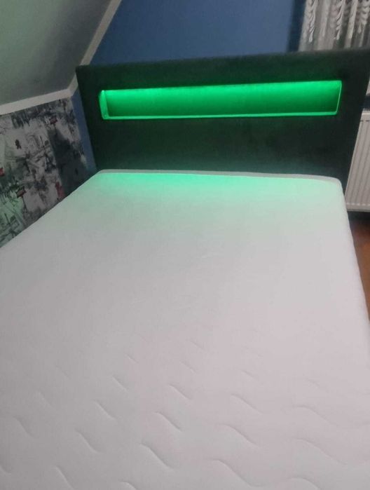 Łóżko łóżka tapicerowane kontynentalne na wymiar