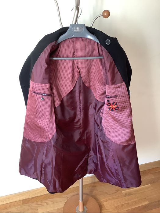 Sobretudo UNDER BLUE