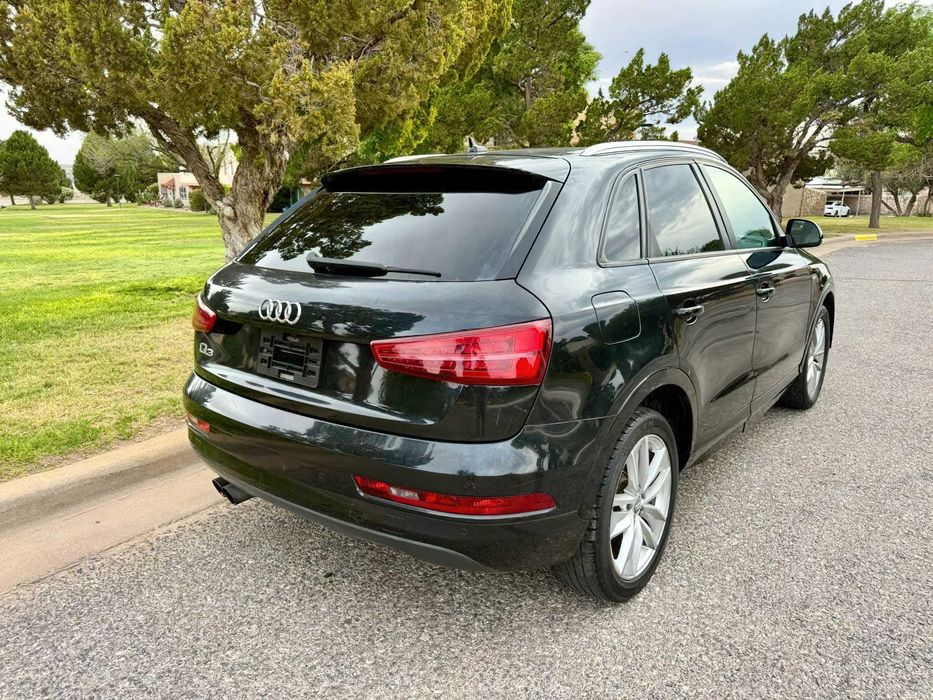 Audi Q3      2019