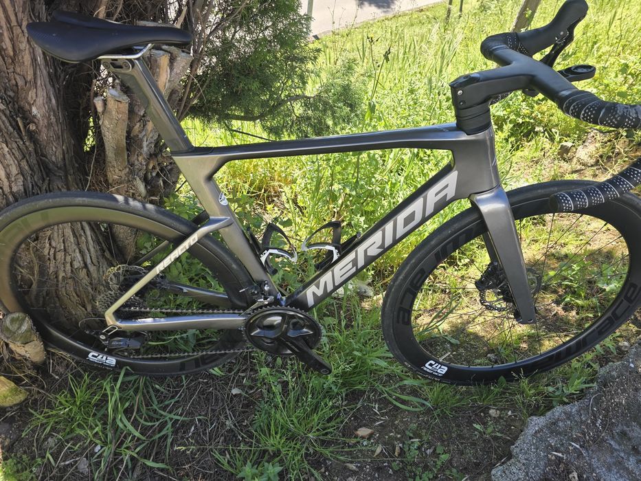 Merida reacto s com rodas new race carbono