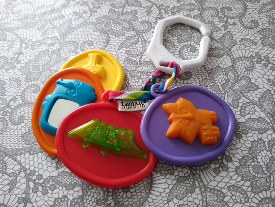 Sensoryczna zawieszka, grzechotka, gryzak Lamaze
