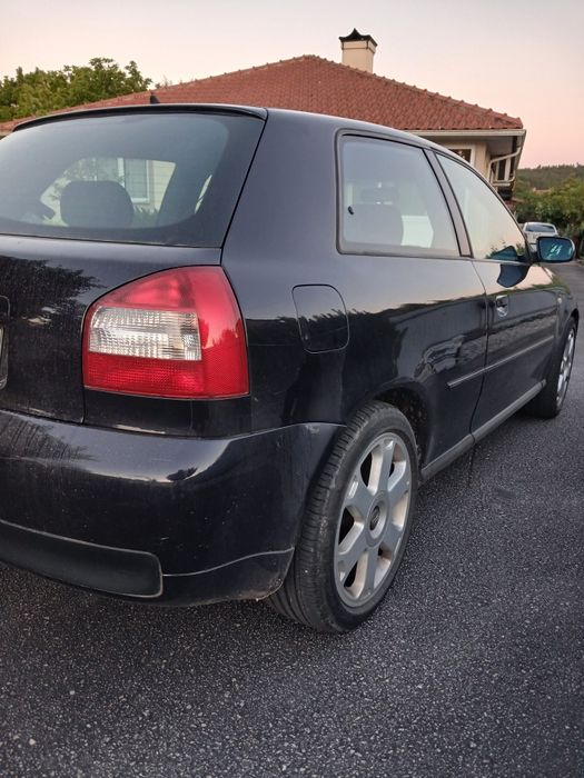 Audi A3 130cv caixa  6v