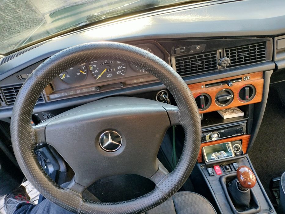 Mercedes 190e w201 GPL