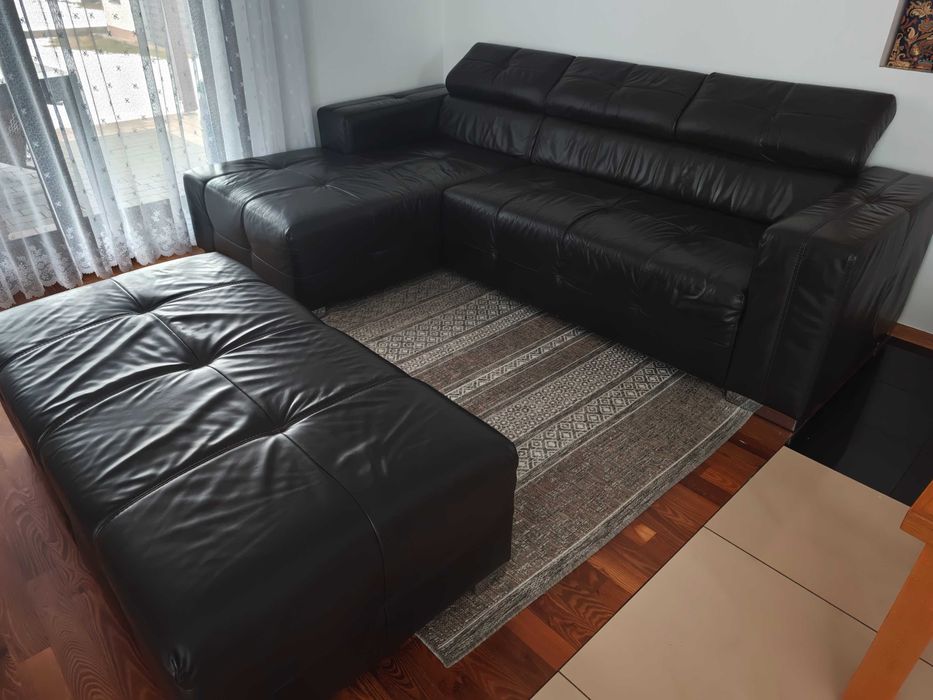 Używany narożnik i duża pufa 100%skóra