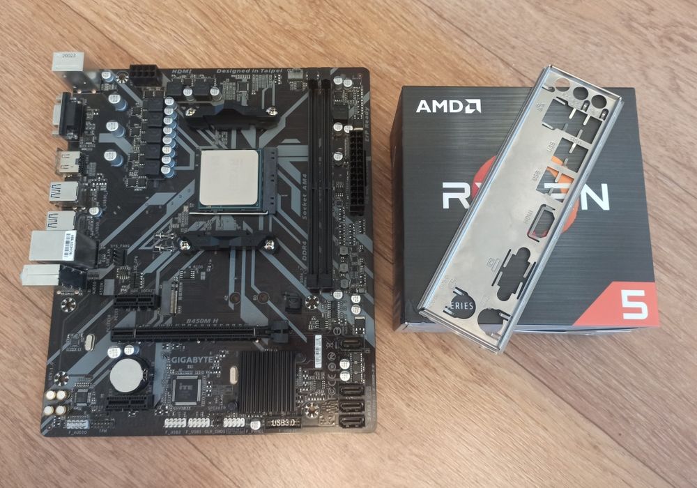 Комплект- Gigabyte B450M H (sAM4, AMD B450) + AMD Ryzen 5 5500