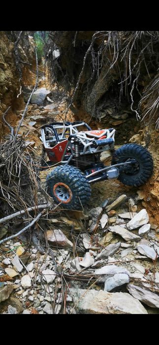 Axial Ryft rbx 10 Crawler