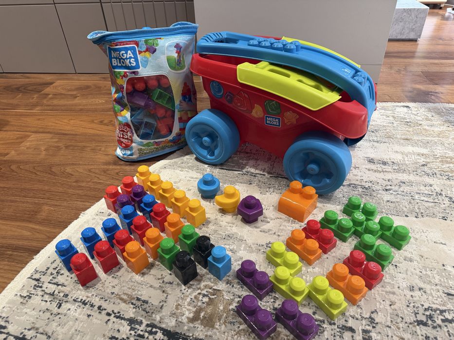 Mega Bloks First Builders  — оригінальний конструктор Fisher-Price, візок , сортер