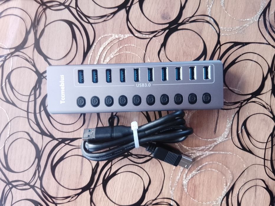 USB-хаб на 10 портів