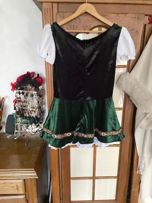 Piękna sukienka ludowa z gorsetem, super strój karnawalowy roz. L-XL