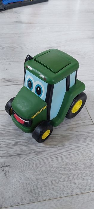 Traktor John Deere naciśnij i jedź