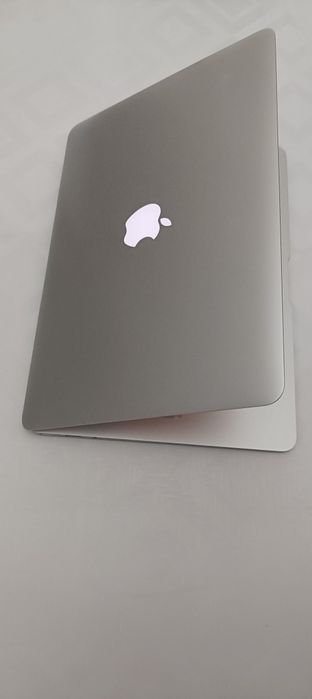 MacBook Air 13" 2017 | Intel Core i5 | 8GB RAM | Excelente Estado