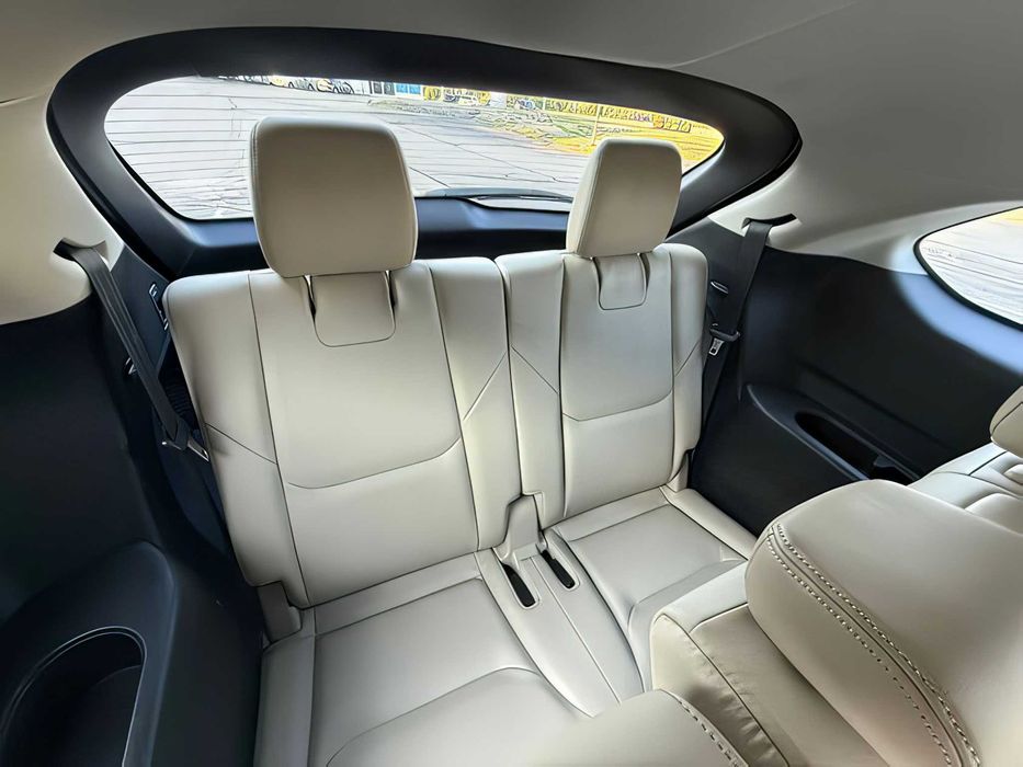 Mazda CX-9      2016