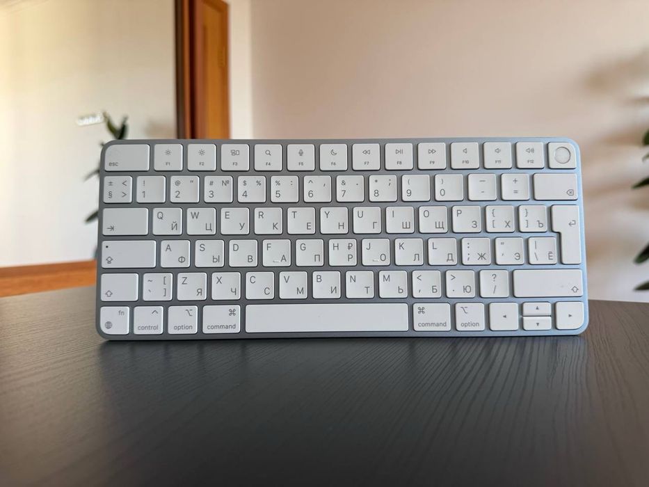712-Apple Magic Keyboard TouchID Кириллица