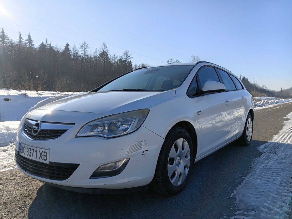 Продам Опель Астра 2011р.