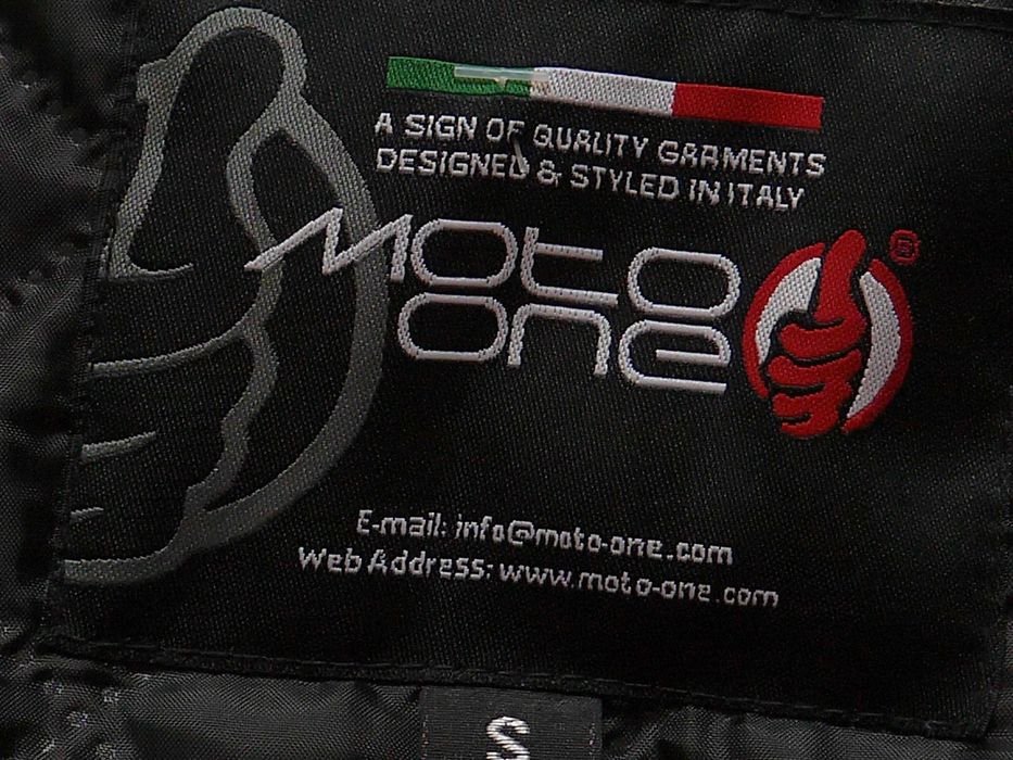 Мотокуртка байкерька з захистом розмір S  moto one