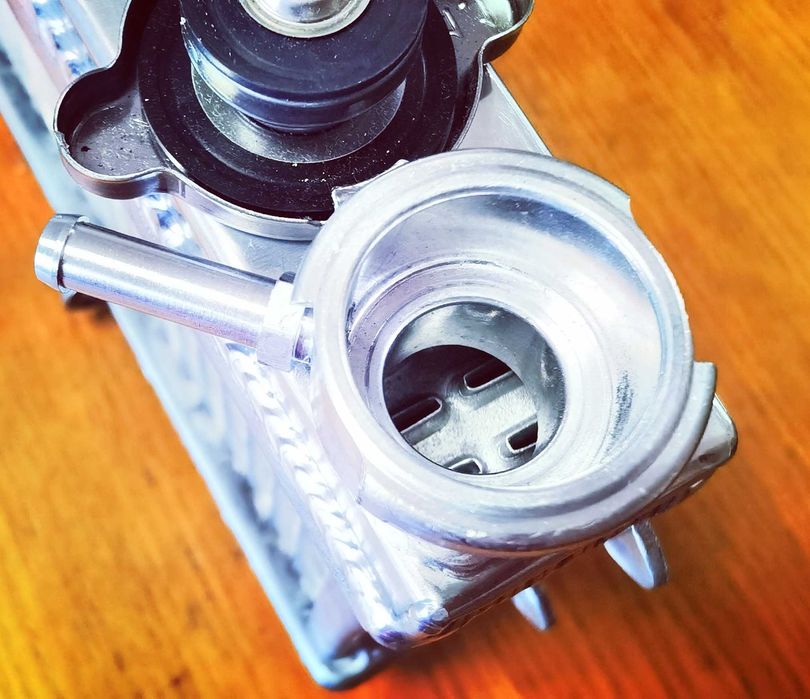 Radiador de Aluminio Honda NSR NS1