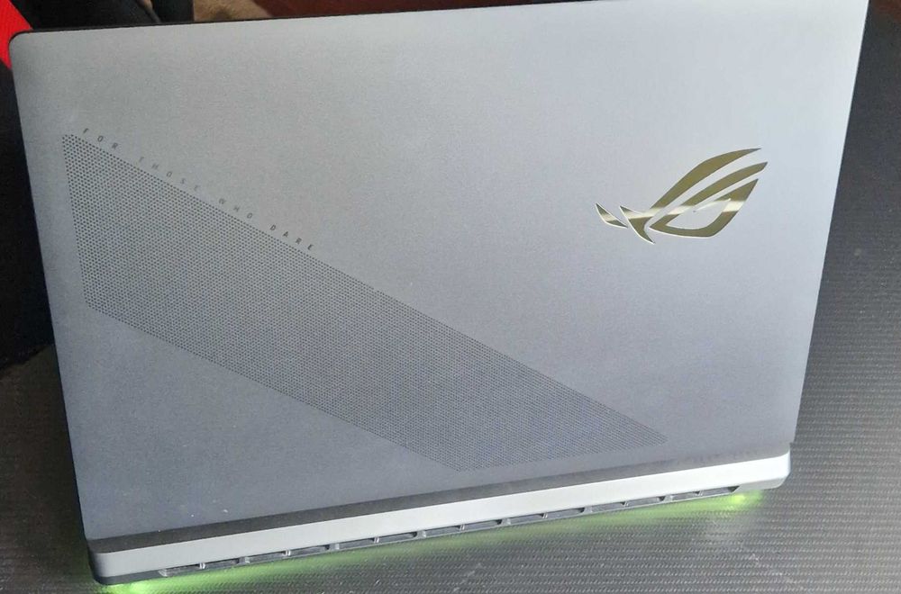 Laptop gamingowy ASUS ROG STRIX SCAR 18 5090, G835LX-U9644W