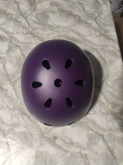 Kask do jazdy na rolkach S/M 48-54