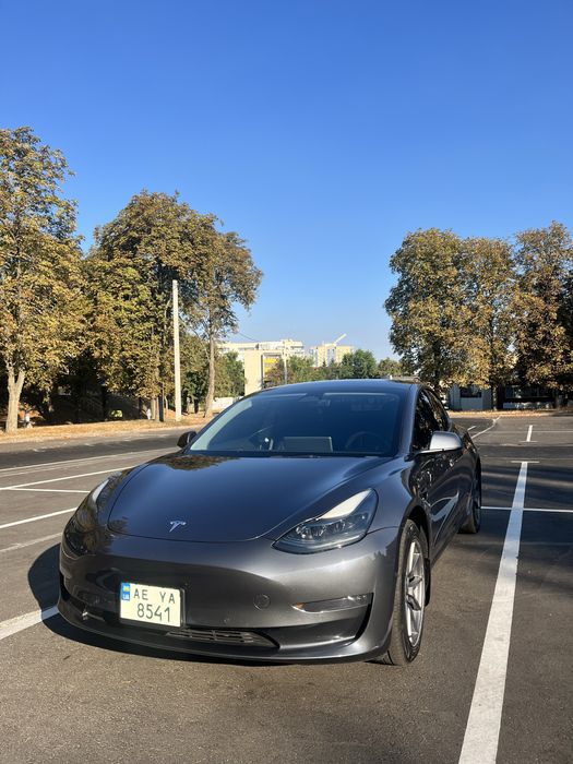 Продам Tesla 3 2022 року
