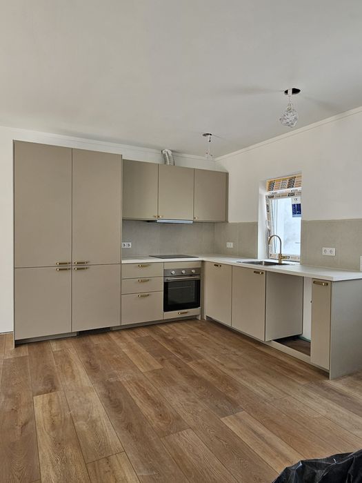 Moradia T2 Renovada com 850m² de Terreno | Lavos – Figueira da Foz
