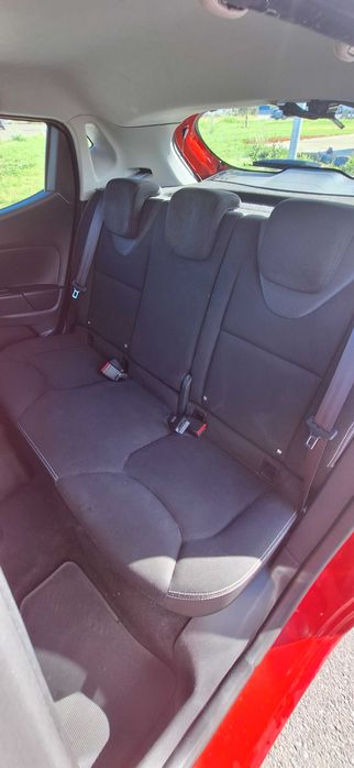 RENAULT CLIO versão 1.5 Diesel 90cv – Poucos Kms