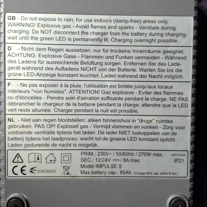 Prostownik / ładowarka do wózka elektrycznego 12V/24V – NOWY