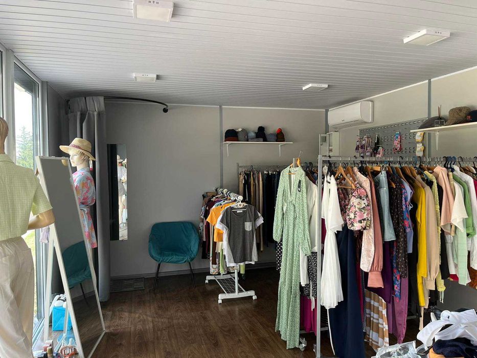 Продам або здам в оренду торговий павільйон (маф) в смт. Ладан