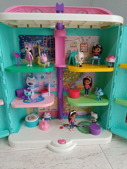 Casa da Gabby Gata (Gabby’s Dollhouse) + Acessórios