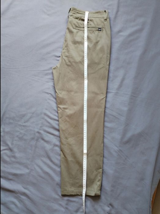 Nowe Chinosy Diverse 32