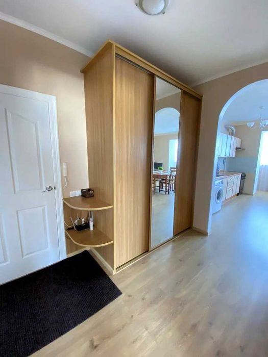 Здається видова та затишна 2х кімнатна квартира -студія. Липки