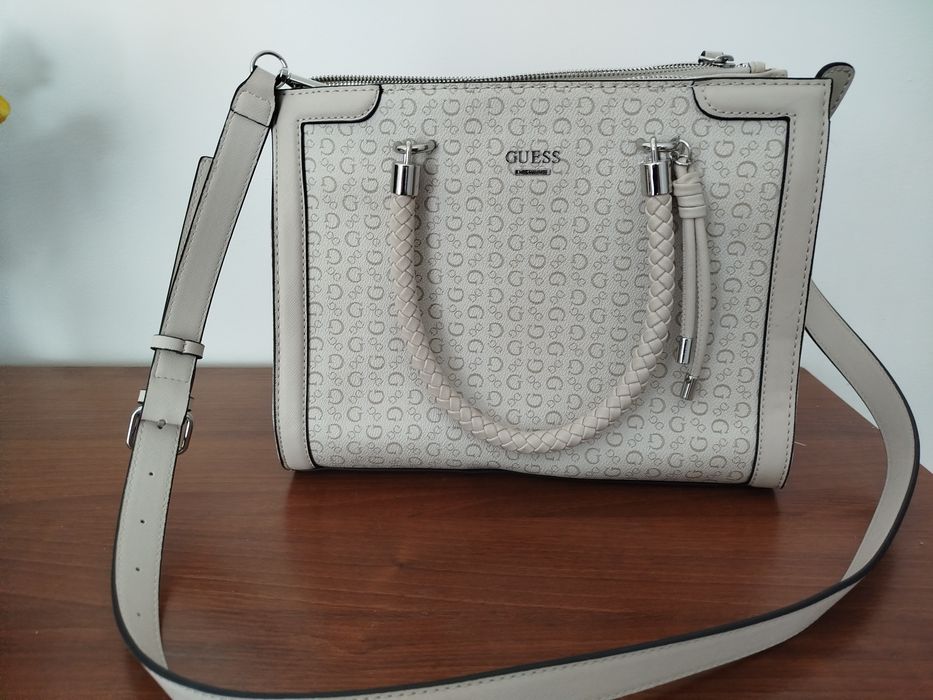 Orginalna piękna torba Guess