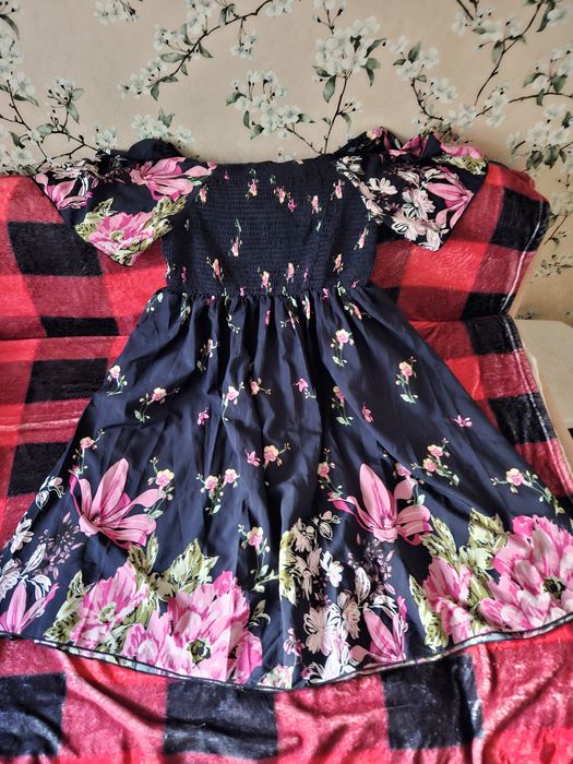 Продам костюм женский