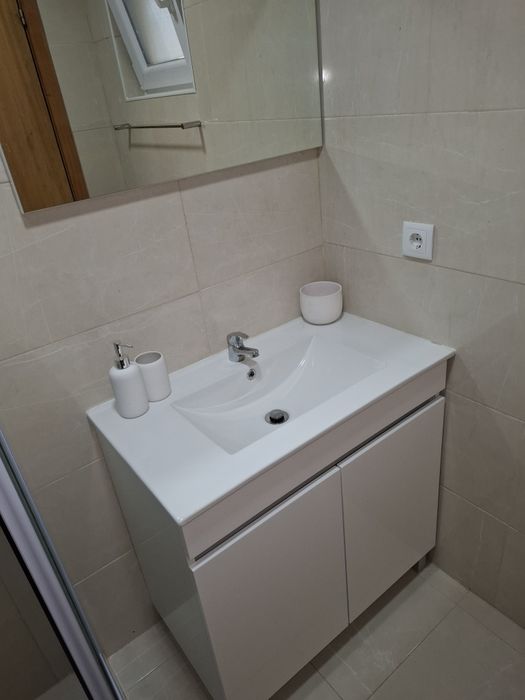 Alugo quarto  Arrancada do vouga