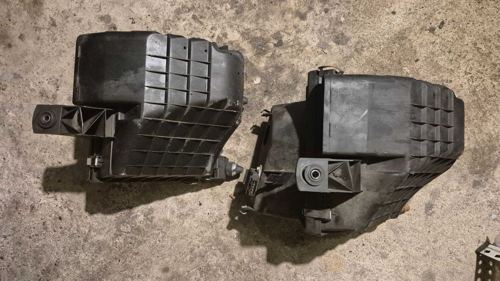 AUDI A4 B5/A6 C5/PASSAT B5 - Caixas de filtro ar originais Impecáveis