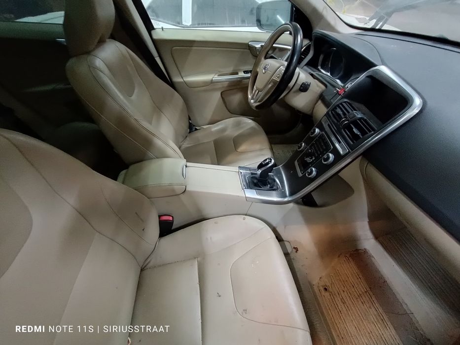 Xc60 t5 2.5  AWD 2015